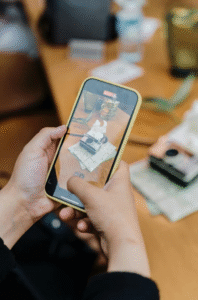 Picture of visual search photocamera